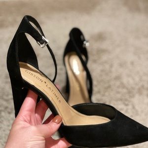 Women’s Gibson Latimer Black Suede Pumps With Ankle Strap Size 8